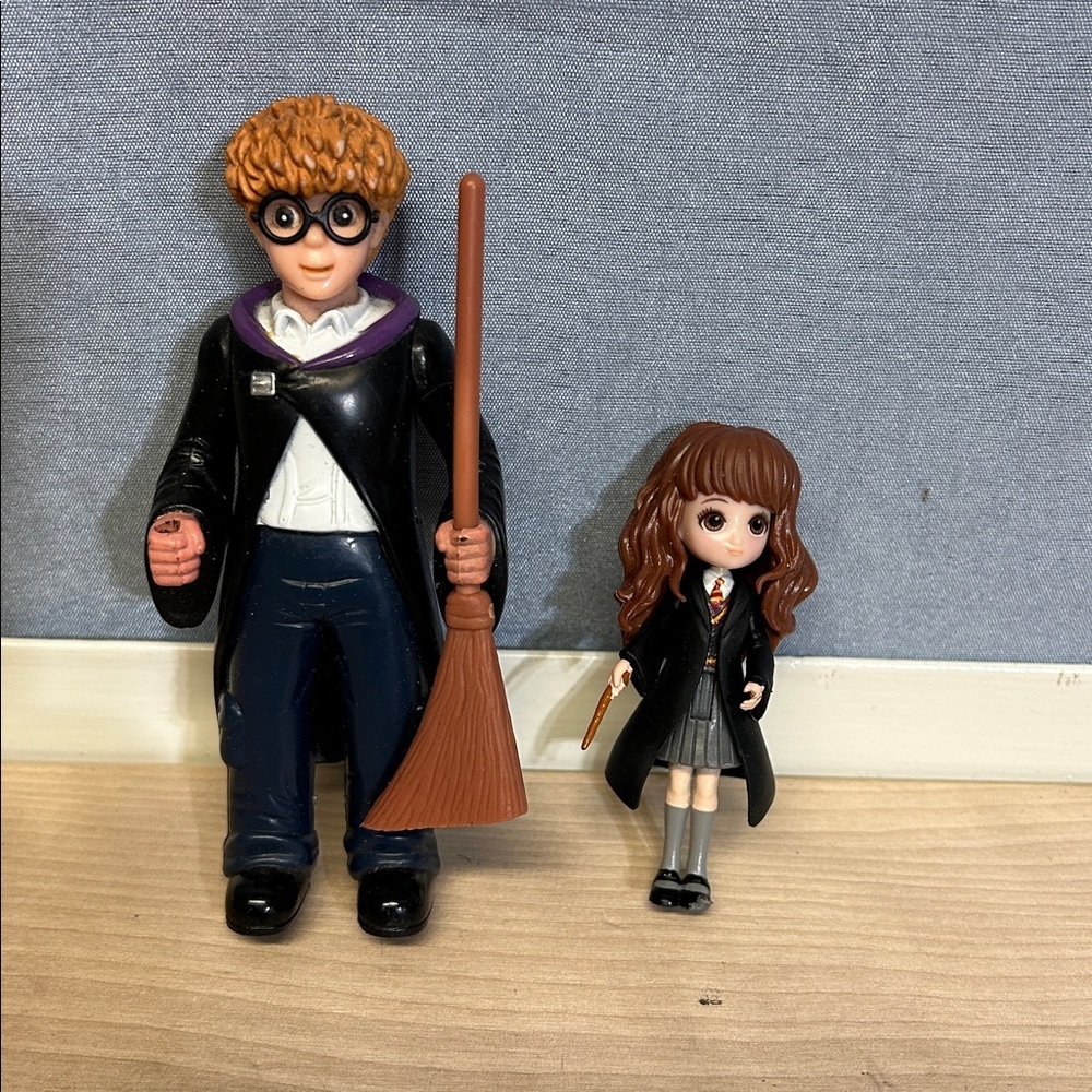 Wizarding World Harry Potter, Magical Minis Collectible Hermione and friend